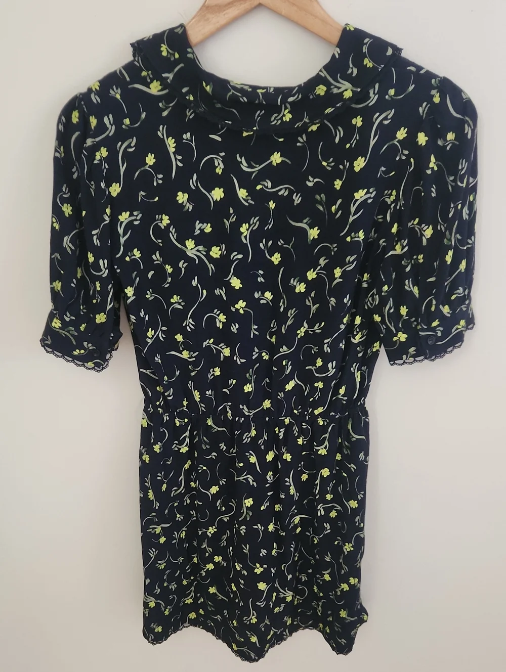 Sunday Best Aritzia Floral Dress With Collar & Lace Details Small